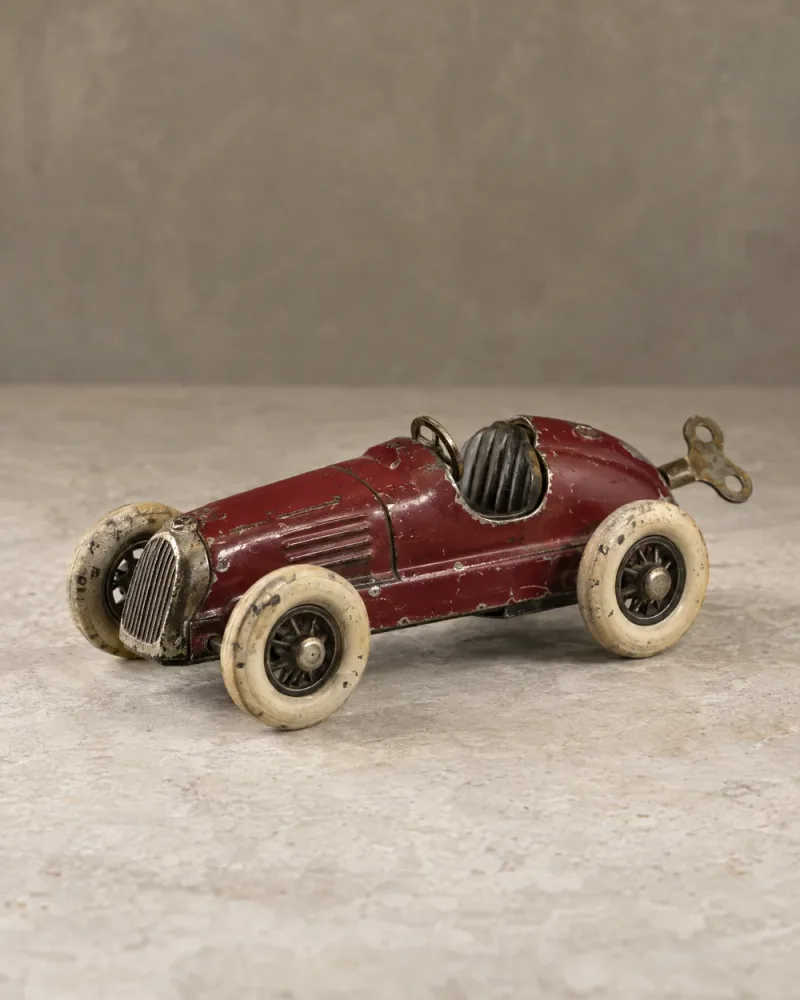 Rode speelgoedraceauto